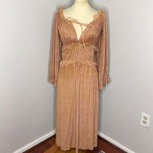A‎ Tentative Atelier Velvet Cottagecore Dress
